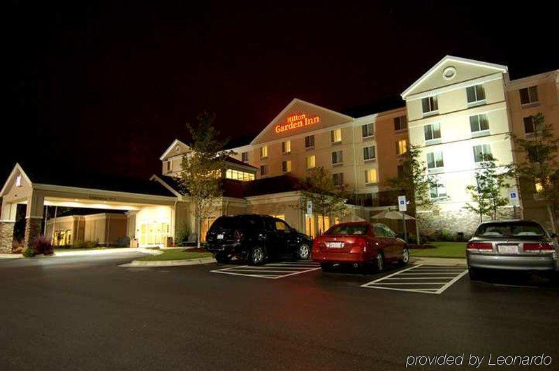 Hilton Garden Inn Raleigh Capital Blvd I-540 Екстер'єр фото