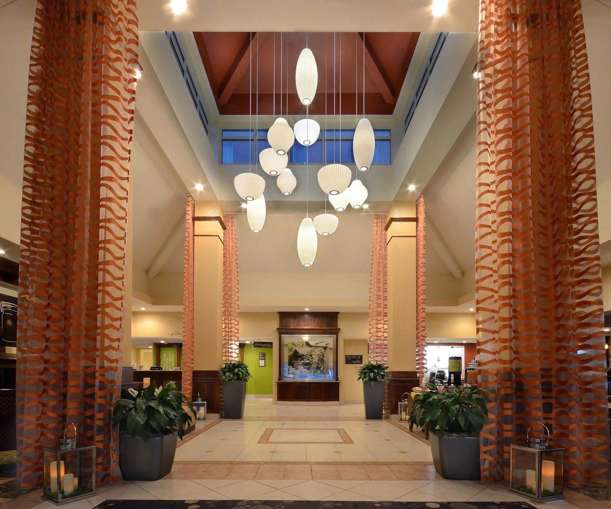 Hilton Garden Inn Raleigh Capital Blvd I-540 Екстер'єр фото